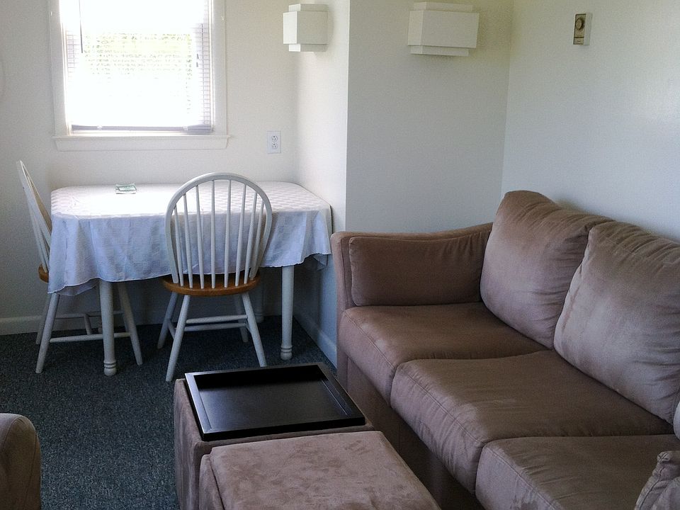 75 E Lake Dr Montauk, NY Zillow Apartments for Rent in Montauk