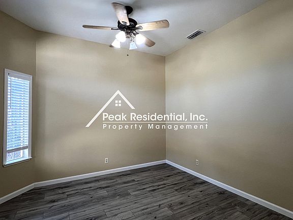 4th image of 5412 Wooded Glen Pl