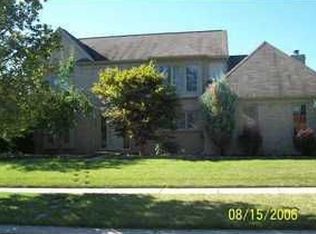 47231 Glenhurst Dr, Canton, MI 48187