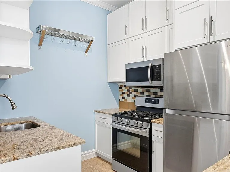 818 Jefferson St #3B — Photo 7