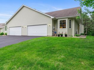 13393 Pine View Pl, Lindstrom, MN 55045