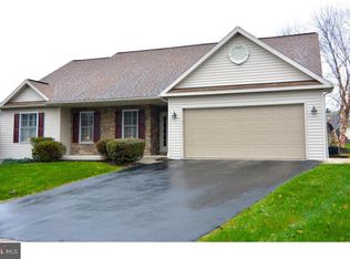 104 Daisy Ct, Reading, PA 19608