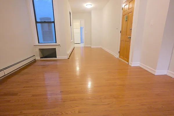 Rented by EXR | media 11