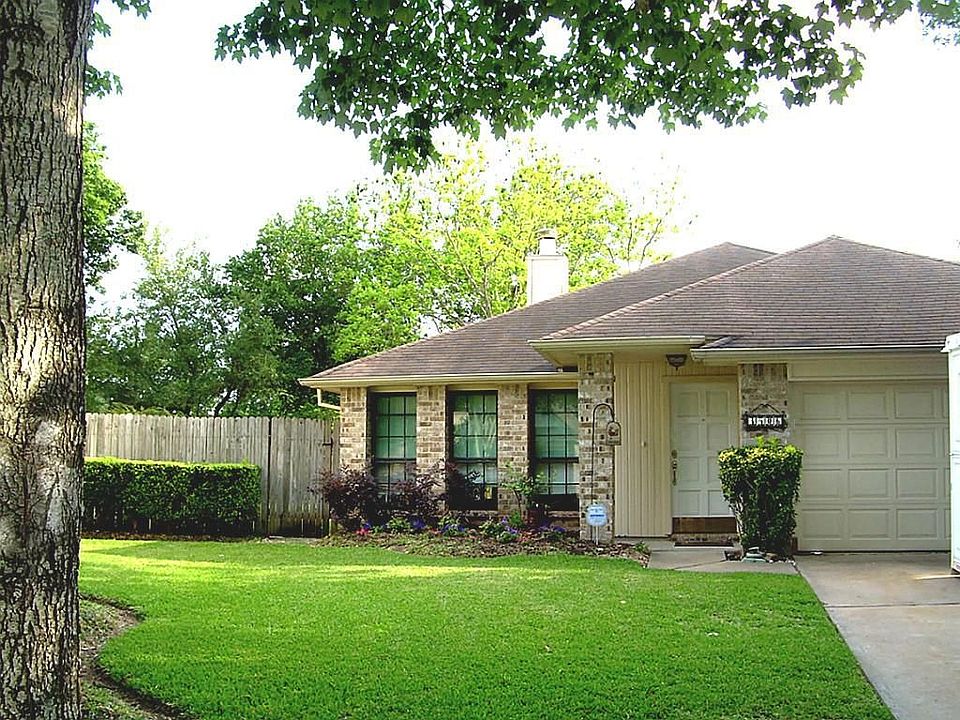 1st image of 3506 Woodmere Ln