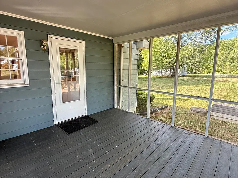 1523 Courthouse Rd — Photo 12