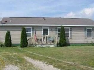 1388 Chartier Rd, Cottrellville, MI 48039