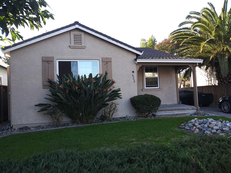 1st image of 623 Minor Ave