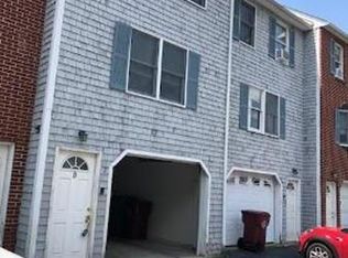5 Harvard St APT B, Lowell, MA 01851