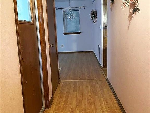 2nd image of 4821 Leslie Dr