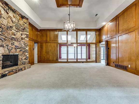 5th image of 9243 Moss Haven Dr