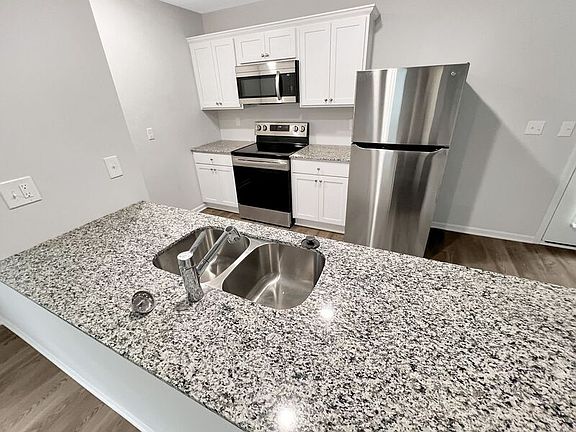 2nd image of 4019 Brooklyn Ave