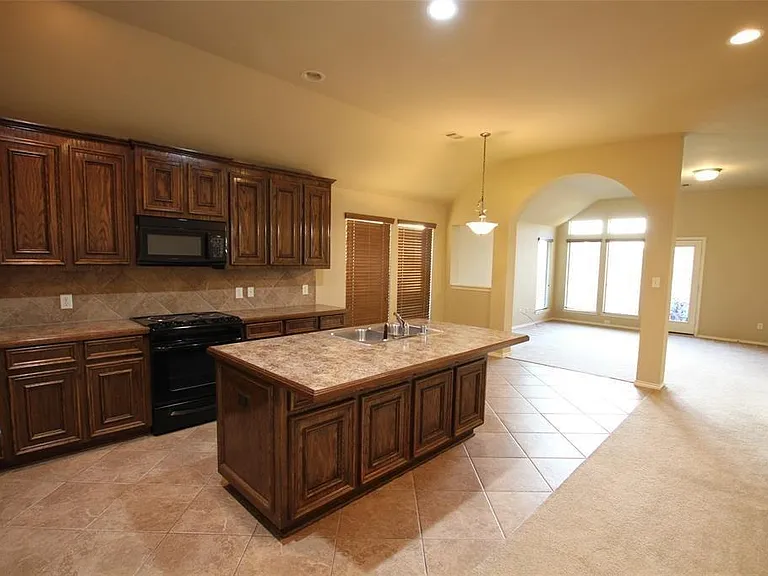 4510 Long Creek Dr — Photo 7