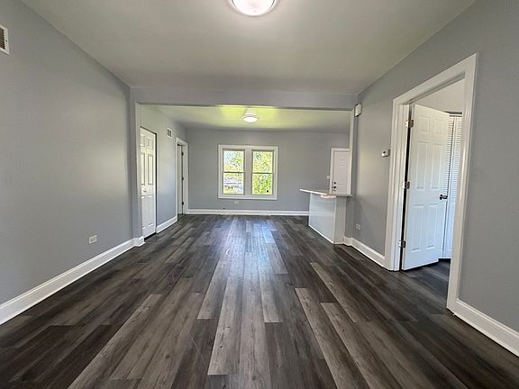 5th image of 104 Pulaski Rd