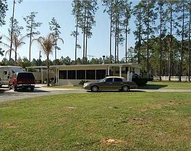 1st image of 102 Plantation Pines Dr