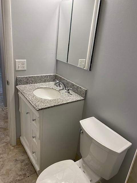 2nd image of 1528 Taft Dr