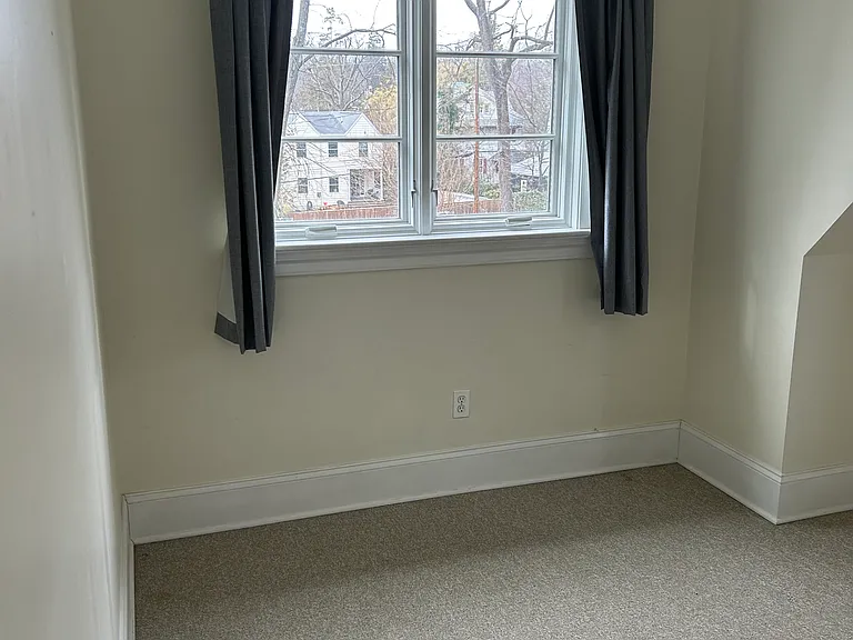 4536 Schenley Rd — Photo 24