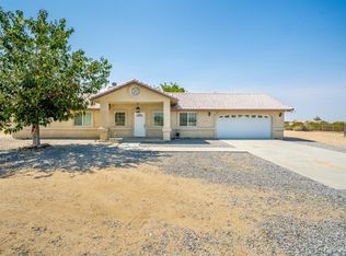 13220 Mountain Rd, Pinon Hills, CA 92372