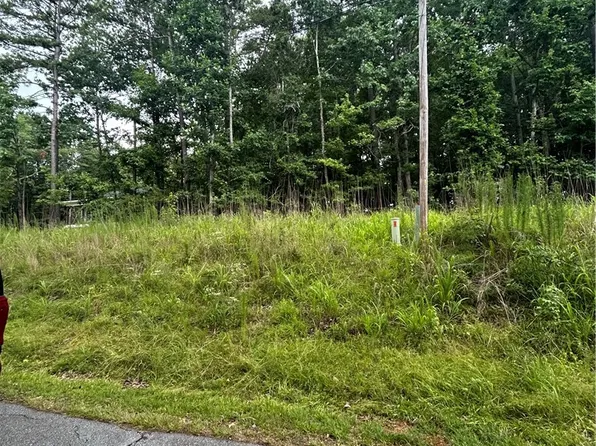 220 Walnut Dr, Westminster, SC 29693