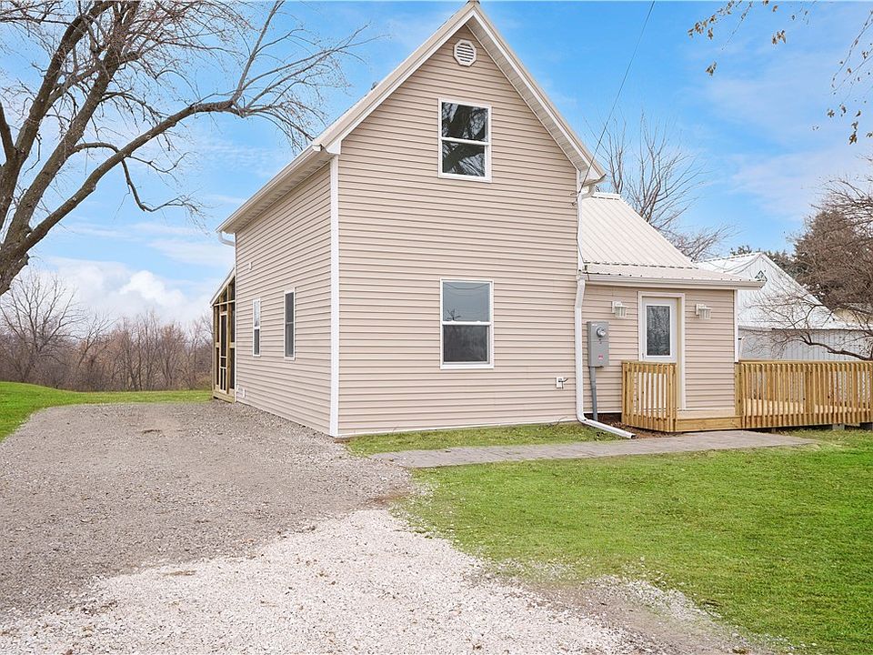 607 1st St, Lynnville, IA 50153 Zillow