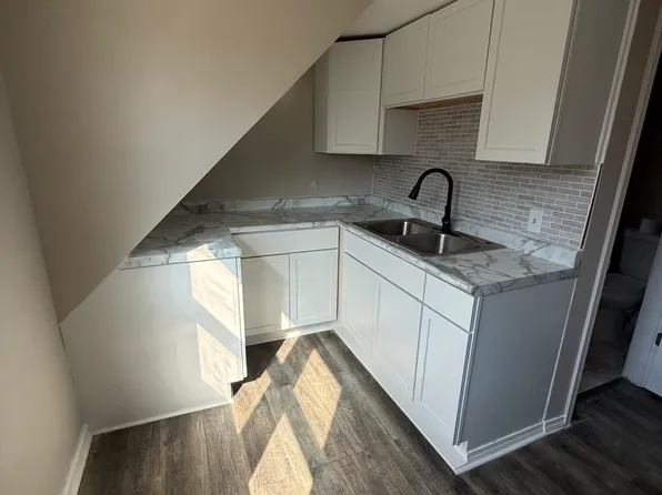 2111 S 25th St #2, Milwaukee, WI 53215