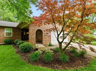 400 Sylvan Shores Dr, South Vienna, OH 45369