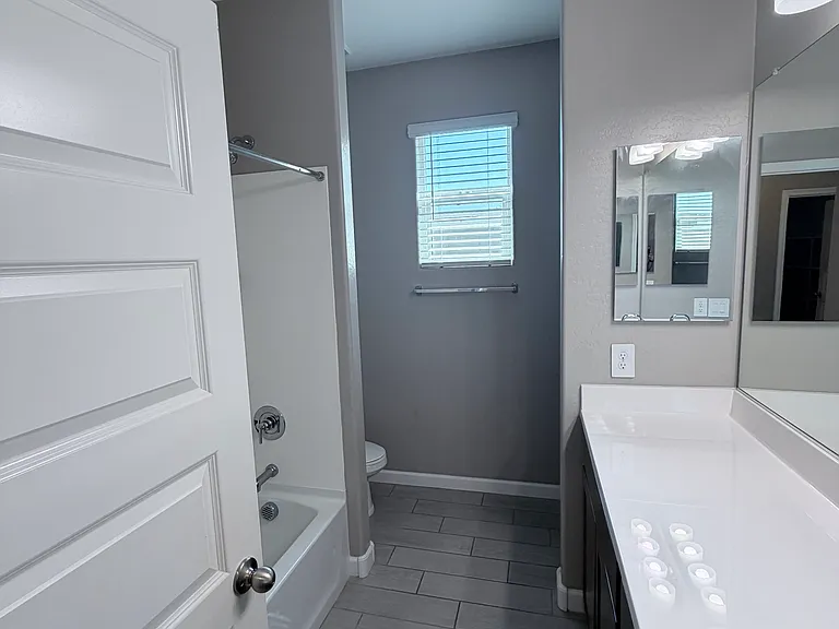 24170 W Flores Dr — Photo 11