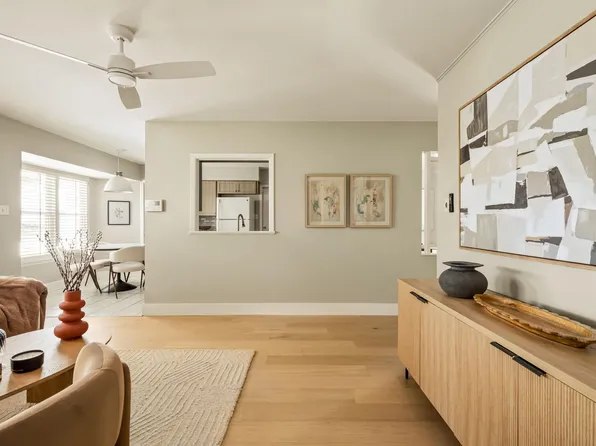 2708 Carnarvon Ln, Austin, TX 78704