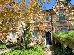 68 Belmont St, Toronto, ON M5R 1P8