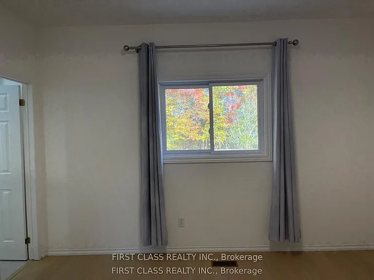 1905 Webster Blvd #MAIN — Photo 7
