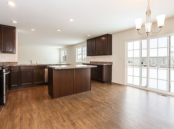 5th image of 896 Timber Lake Dr