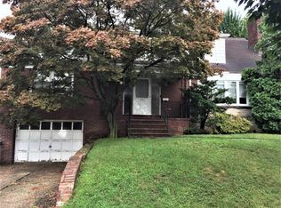 675 Oakland Ave, Staten Island, NY 10310
