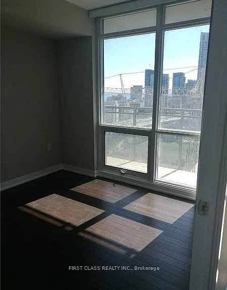 15 Fort York Blvd #2102 — Photo 5