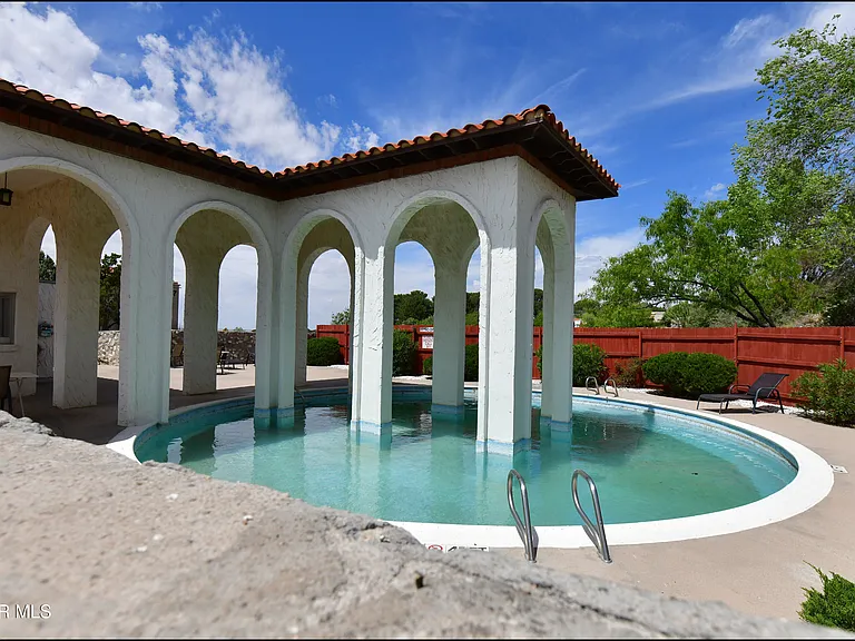 6201 Escondido Dr #17D — Photo 28