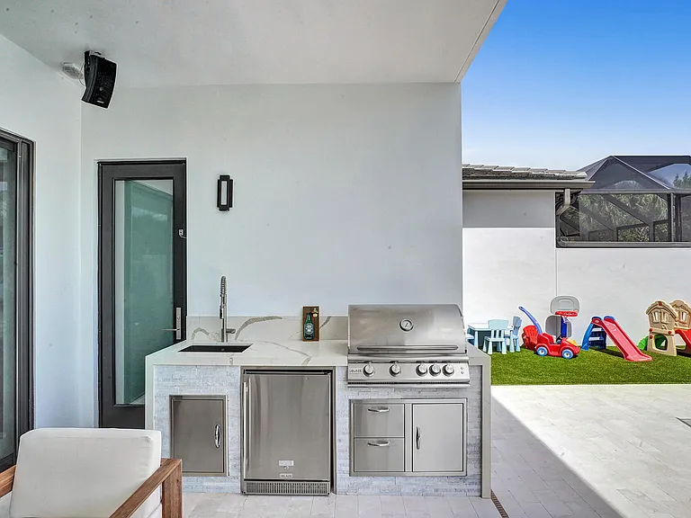 17523 Rainstream Rd — Photo 18