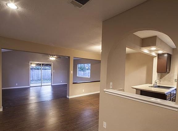 4th image of 815 Cactus Dr