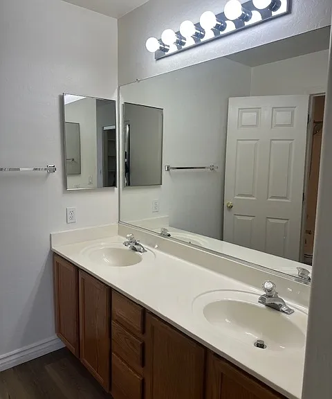 205 N 74th St #205 — Photo 19
