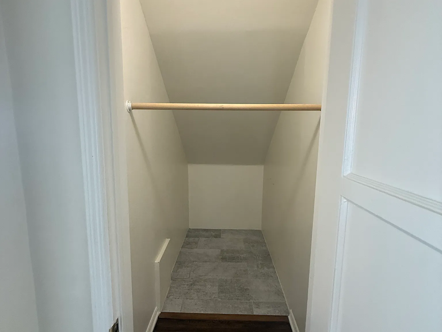 2 bed, 1041 sqft, $3,600 — Photo 4