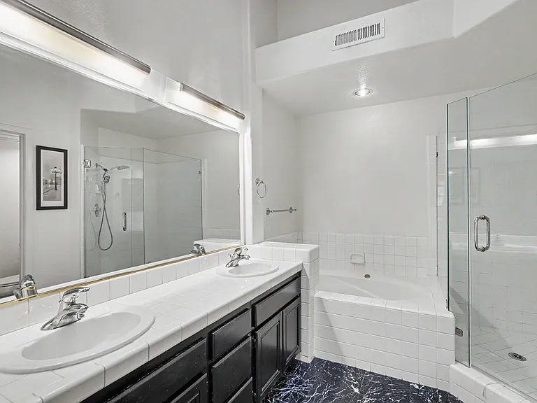 437 Camille Cir #1-11 — Photo 21