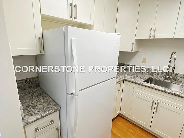 796 Isenberg St #14C — Photo 4