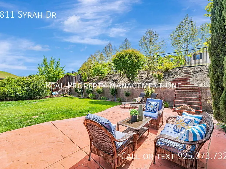 6811 Syrah Dr — Photo 40