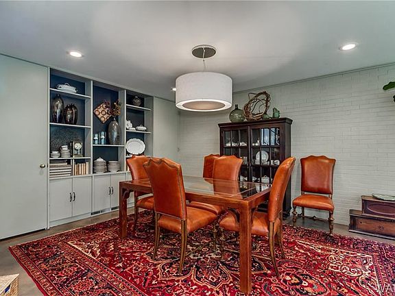 5th image of 1310 Indian Hills Cir