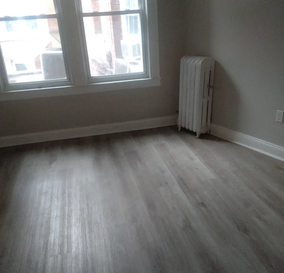 2 bed, 1200 sqft, $1,350 — Photo 3