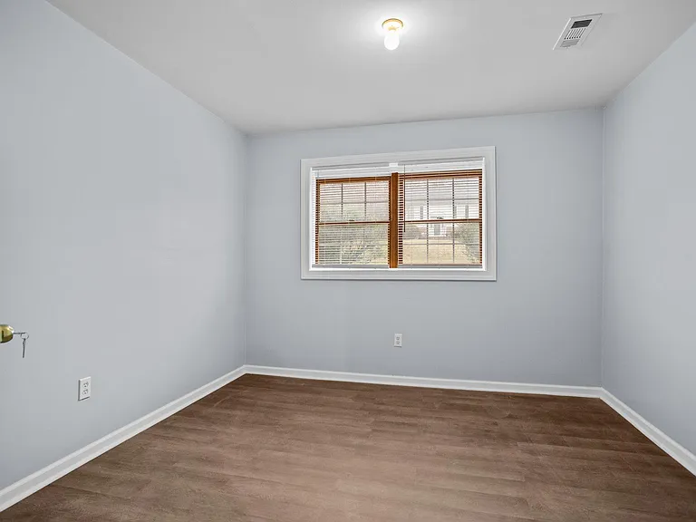 6818 Salem Quarter Rd — Photo 34
