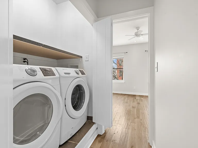 335 S Chester St — Photo 18
