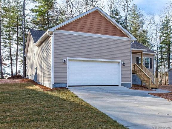 3rd image of 11 W Northwoods Ct #7