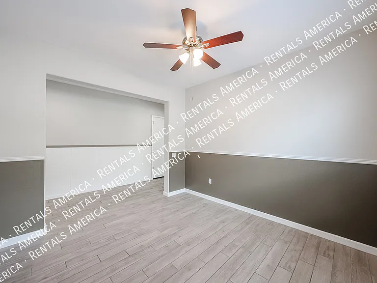 1829 E Saguaro Park Ln — Photo 11