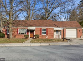 124 Spruce St, Ephrata, PA 17522