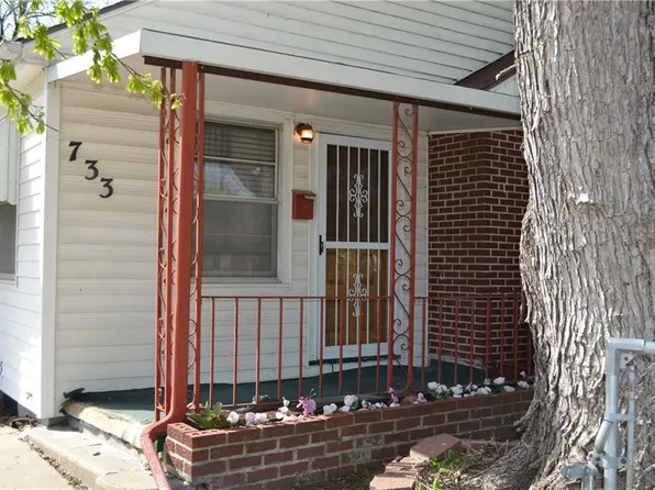 733 NE Kellam Ave, Topeka, KS 66616