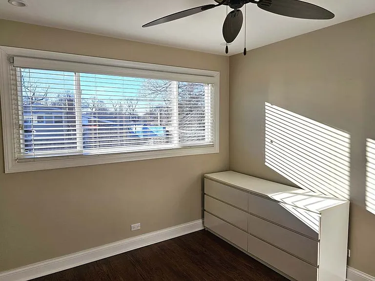 734 N Neva Ave — Photo 13