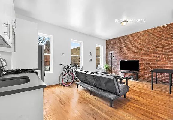 5th image of 2310 Bedford Ave